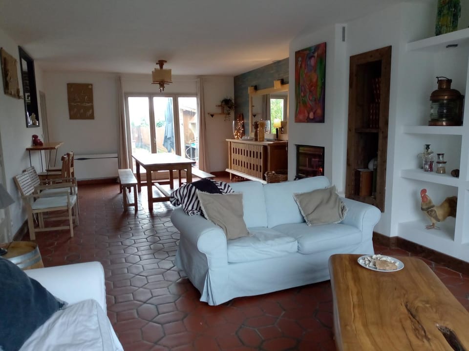 Seating area