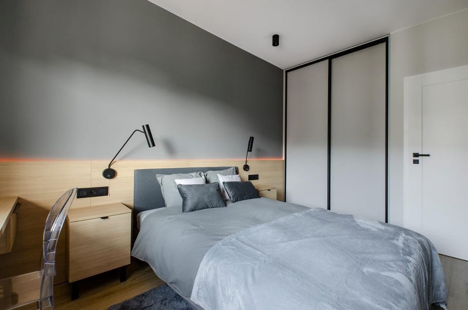 Bedroom, wardrobe