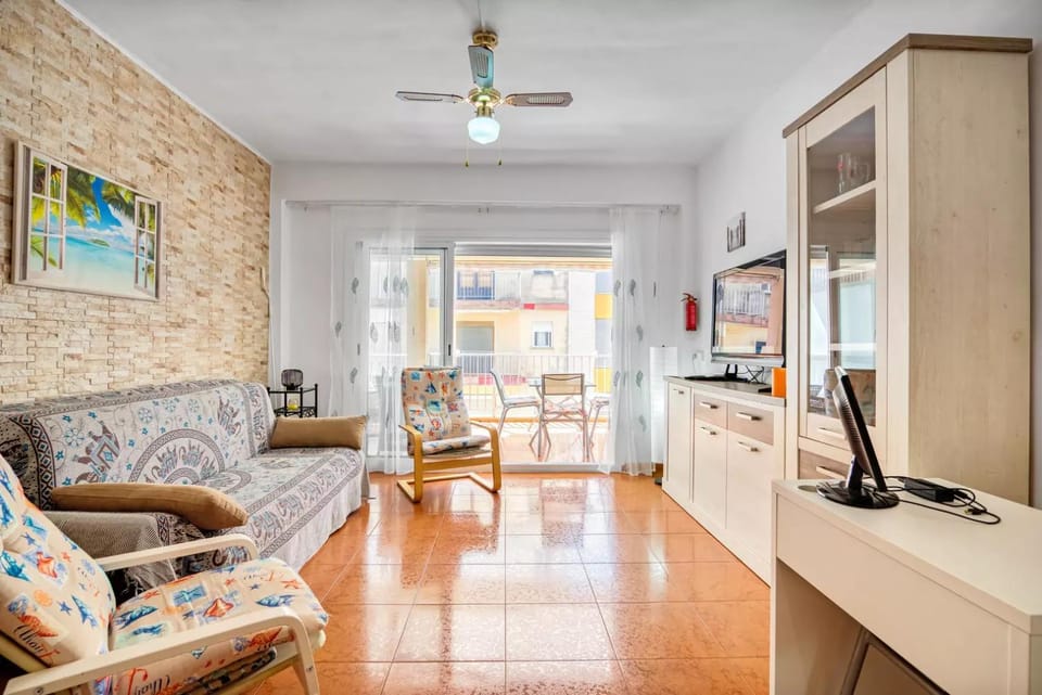 Communal lounge/ TV room, Living room, Lounge or bar