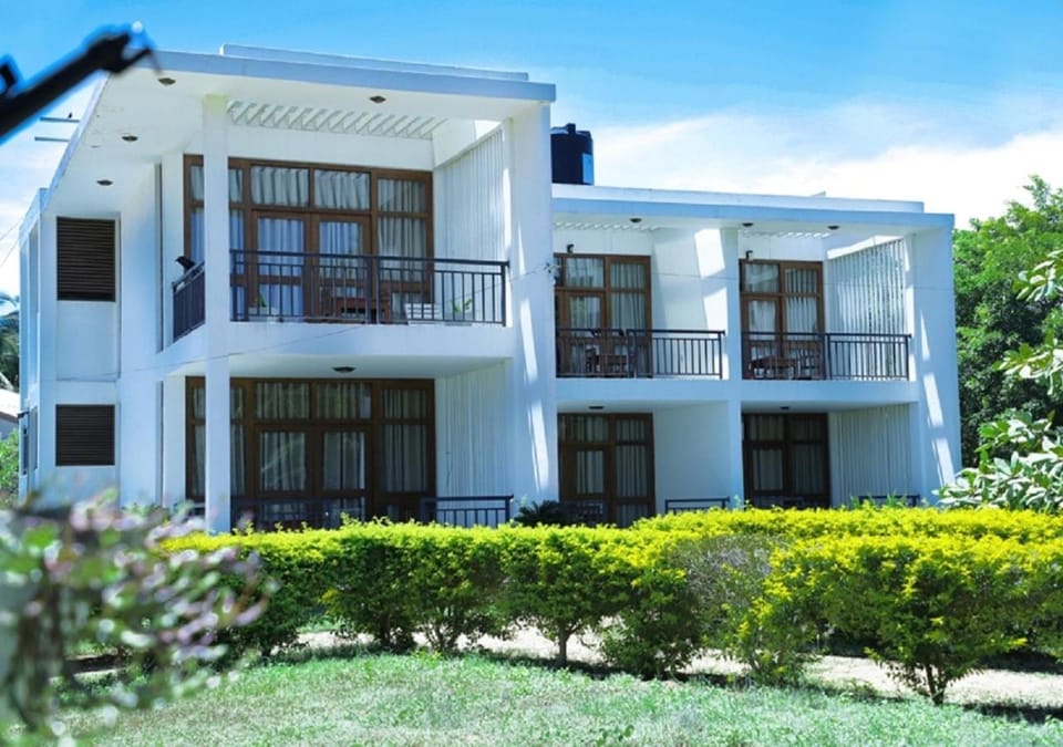 Property building, Day, View (from property/room), Balcony/Terrace, Garden view
