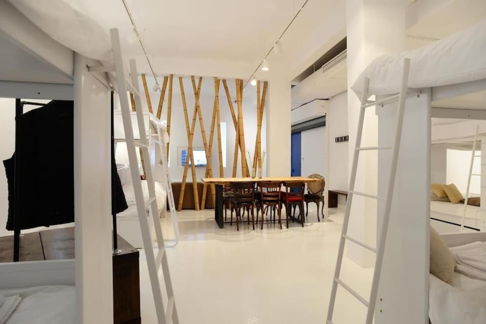 Dining area, bunk bed