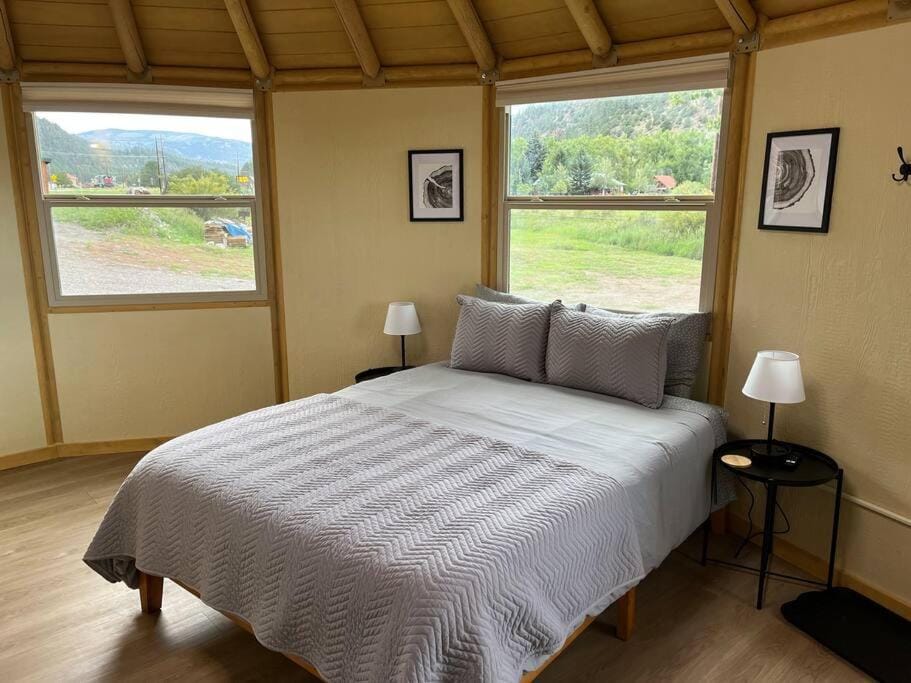 Bristlecone Yurt at Aspen Ridge Cabins Cabin in South Fork