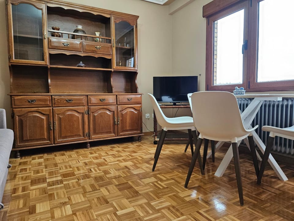 154A by R2R Consulting apartamento centrico y luminoso Apartment in Gijón