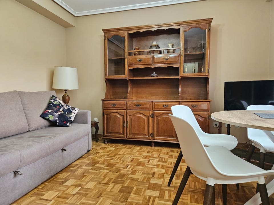 154A by R2R Consulting apartamento centrico y luminoso Apartment in Gijón