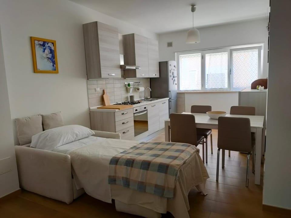 Villino Maria Pia, appartamento in villino in centro storico L'Aquila House in L'Aquila