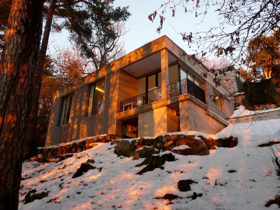 Property building, Winter
