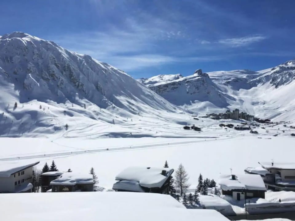 Appartement lumineux proche des pistes avec balcon et wifi à Tignes - FR-1-502-402 Apartment in Tignes