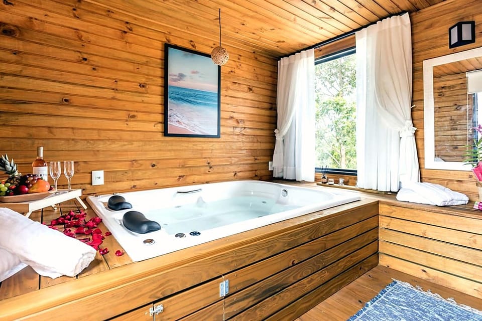 Natural landscape, Hot Tub, Hot Tub, Bathroom, Spa and wellness centre/facilities, Bath