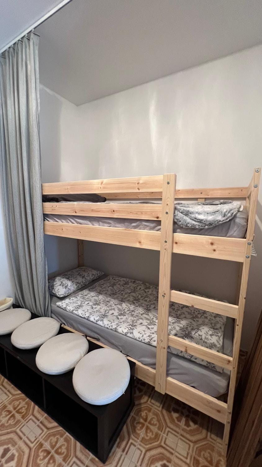 bunk bed