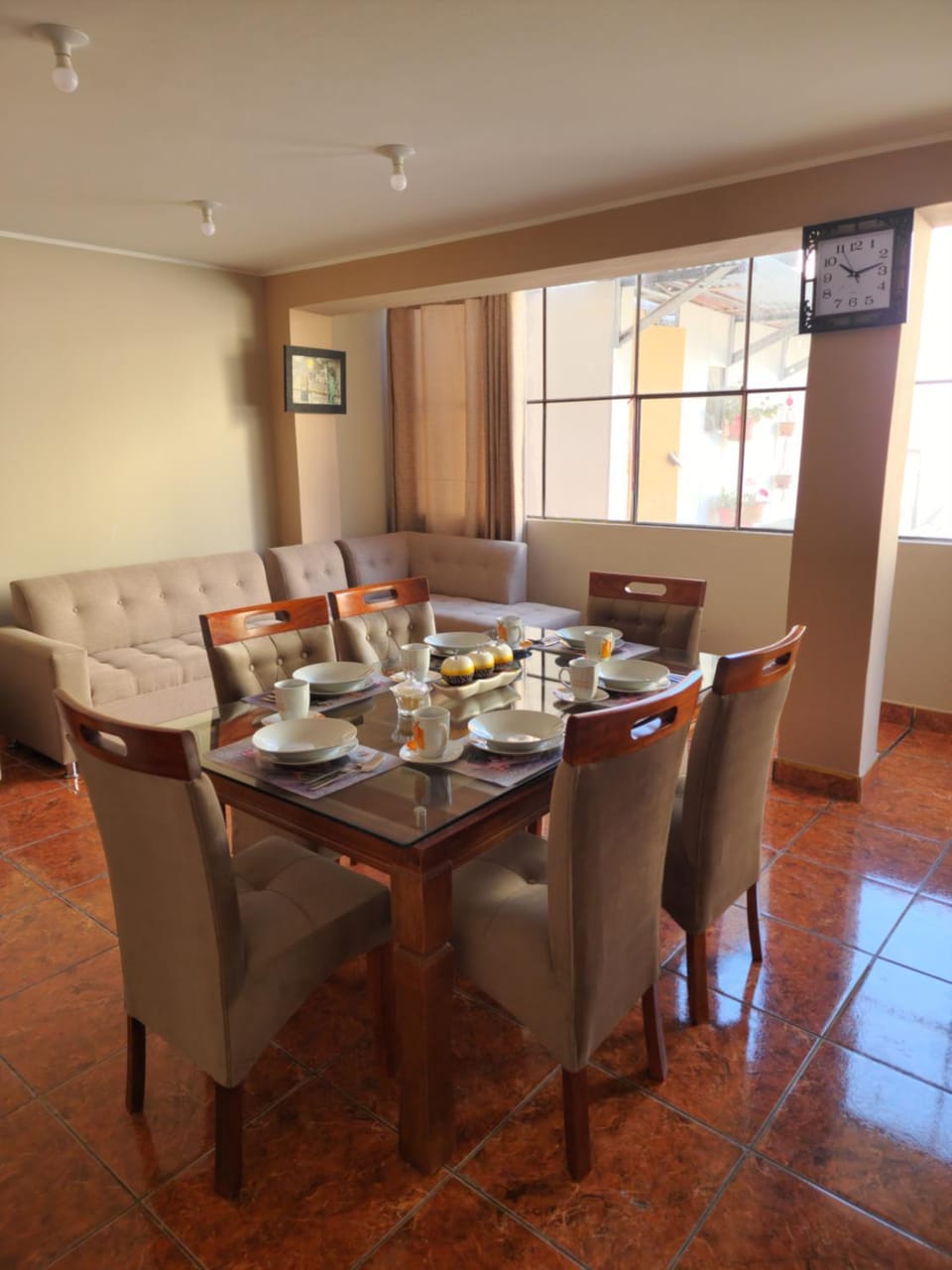 Living room, Dining area