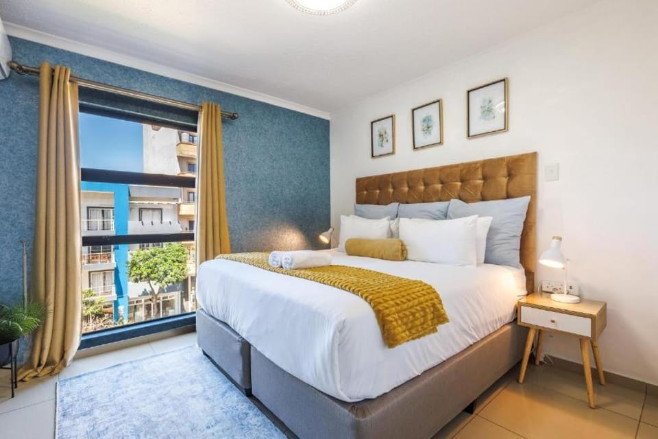 The Blue Horizon Modern Comfort Two Bedroom Umhlanga Ridge Apartment Sleeps 6 House in Umhlanga