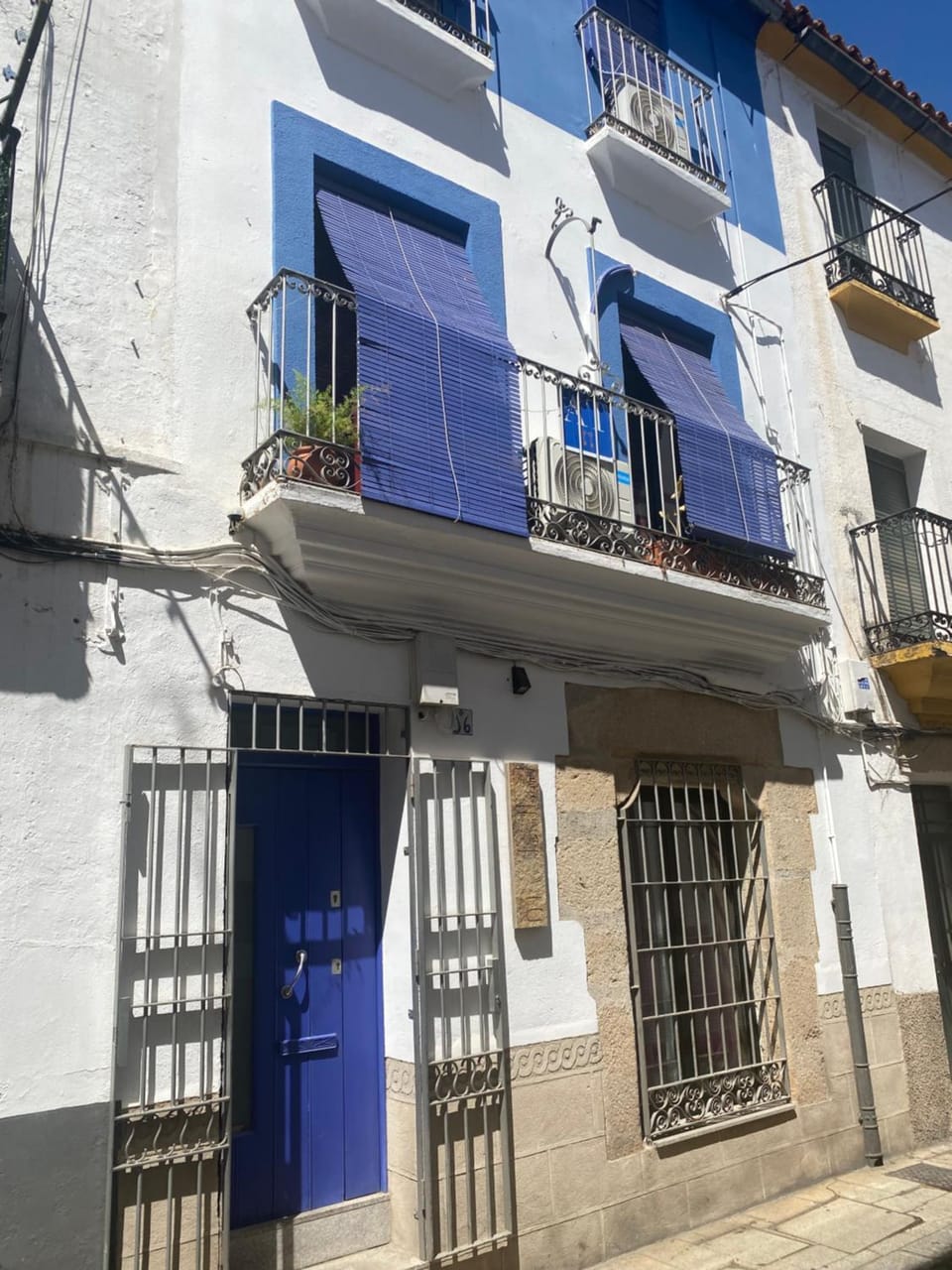 Property building, Facade/entrance