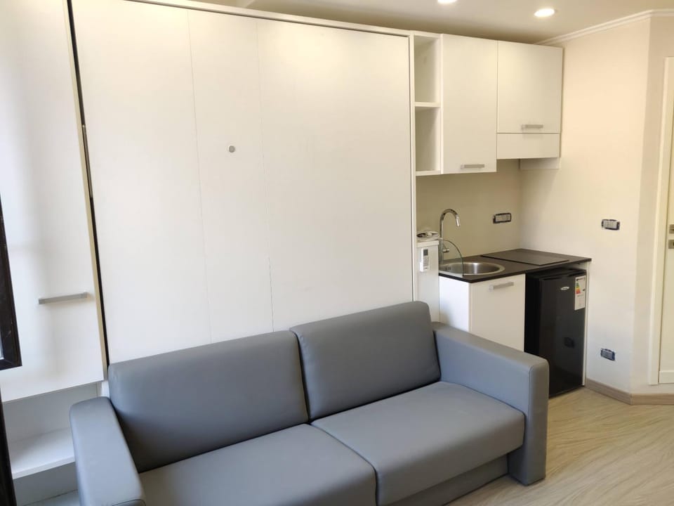 Una finestra speciale su Palazzo Rosso. Monolocale Apartment in Genoa