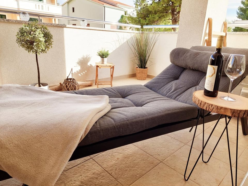 Balcony/Terrace, Balcony/Terrace