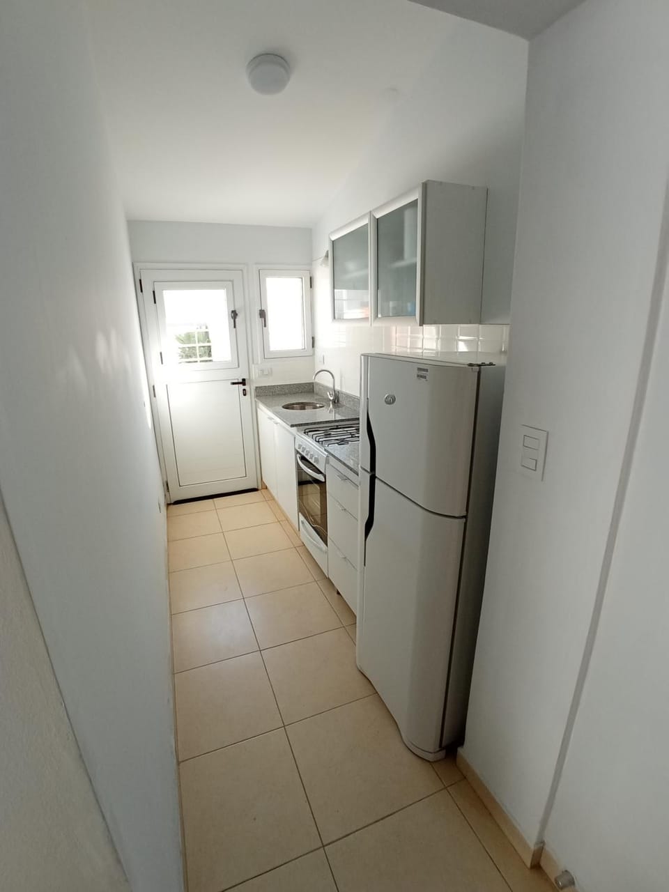 Kitchen or kitchenette, pet friendly