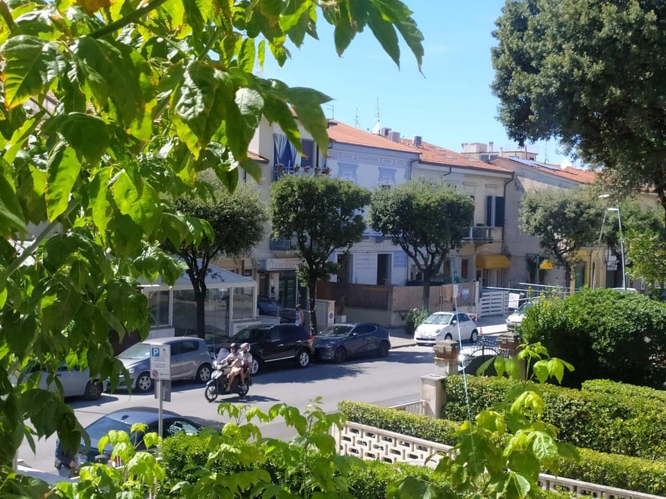 Brezza marina Apartment in Viareggio