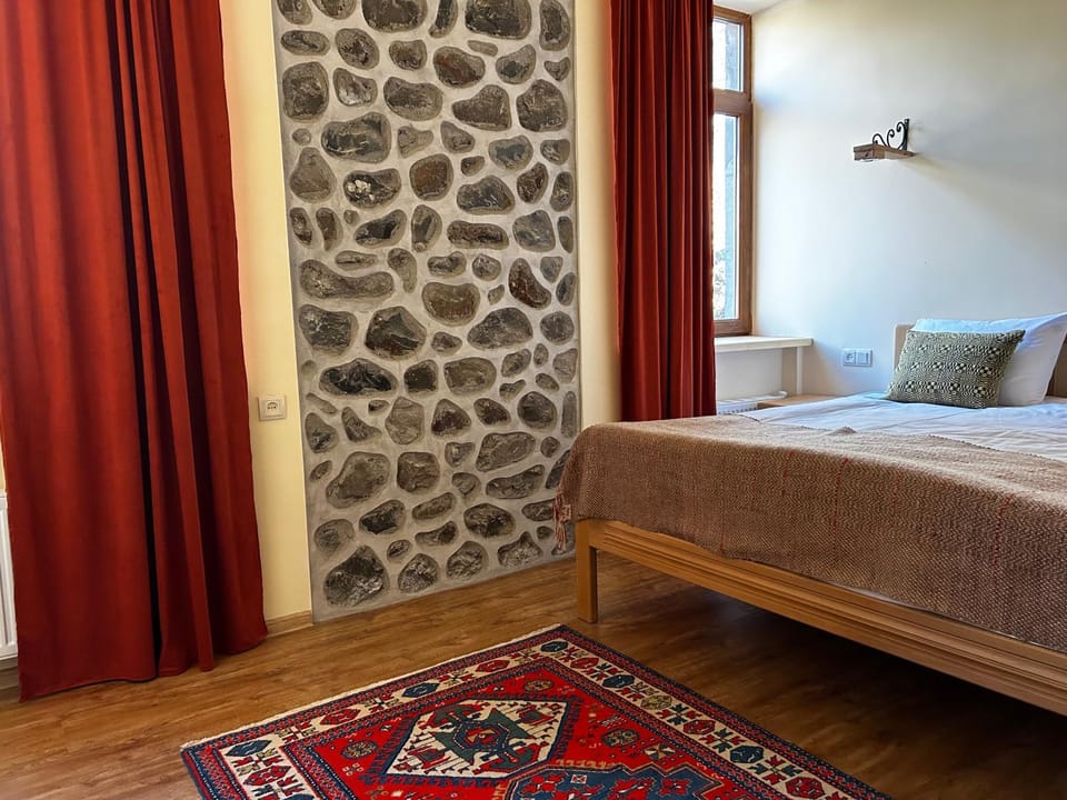Saryan Guesthouse Bed and Breakfast in Armenia