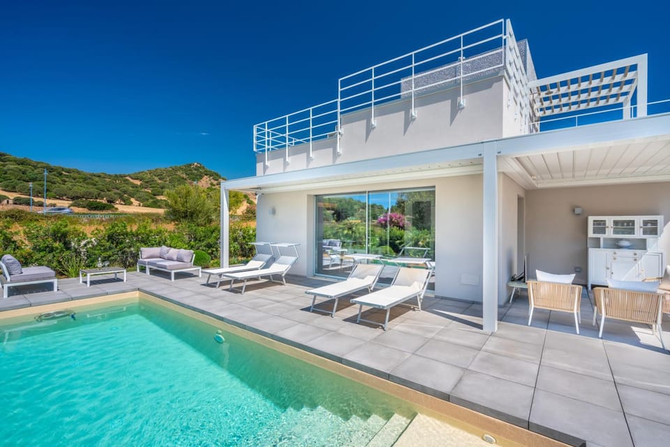 Villa Kòsmos - Piscina e Giardino - Villasimius Villa in Sardinia
