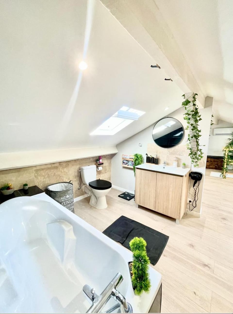Toilet, Bathroom