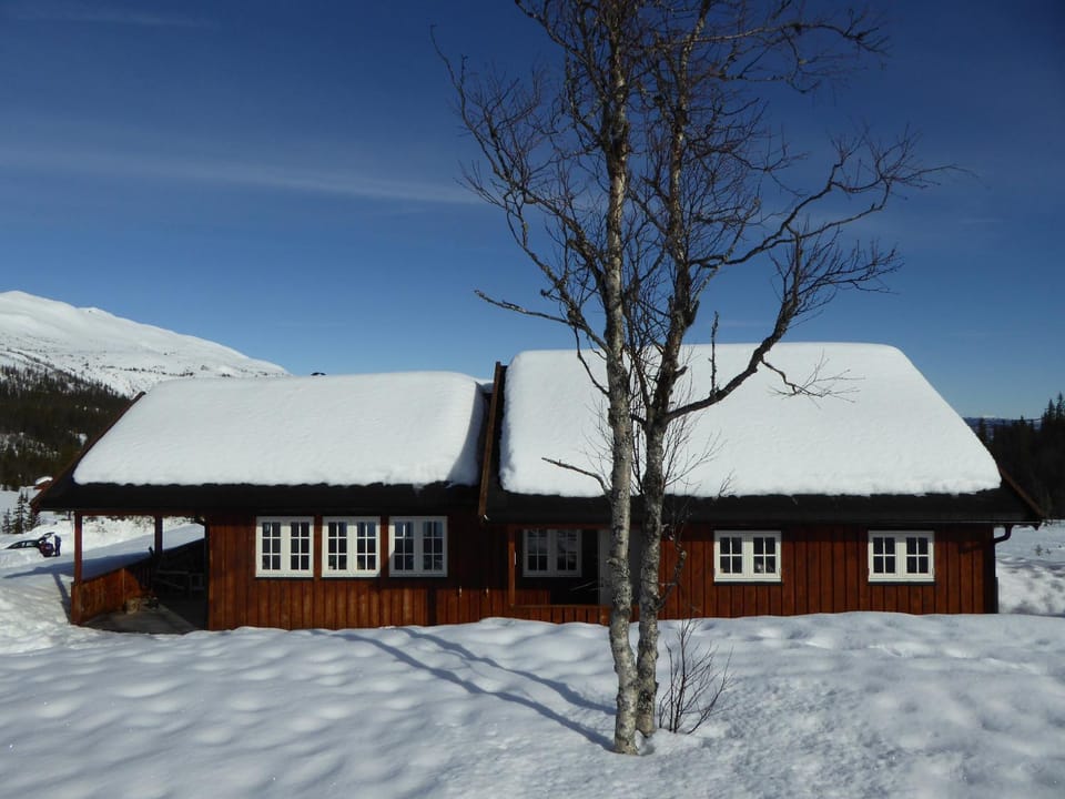 Ny hytte i flott turterreng House in Viken, Norway
