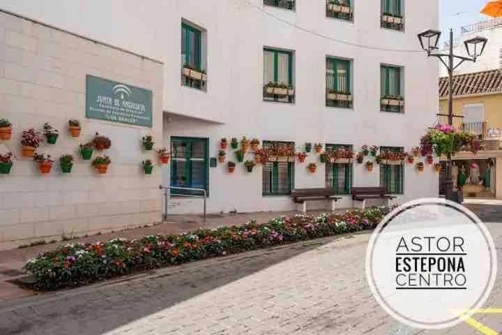ASTOR CENTRO. 360 roof terrace. Epicentre old town Apartment in Estepona