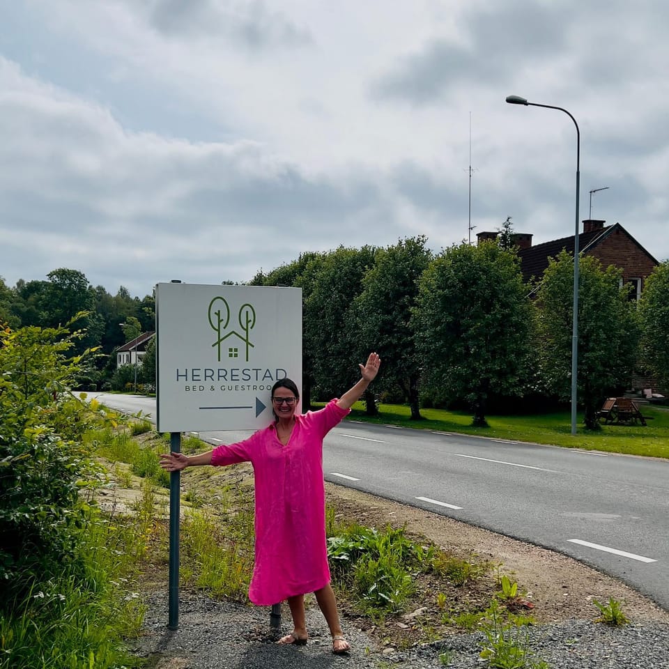 Logo/Certificate/Sign, Street view