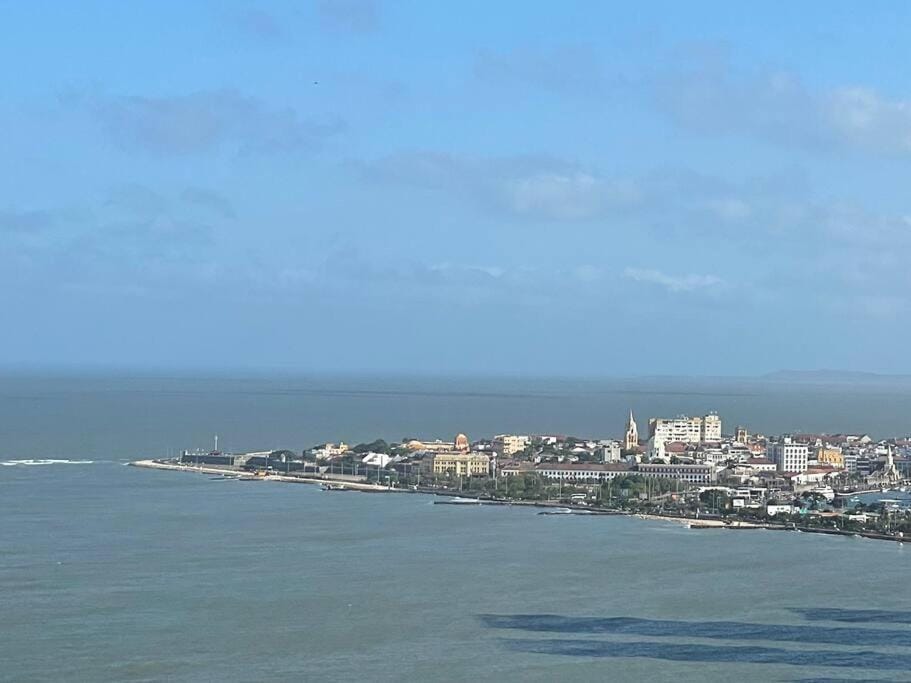 Apartamento Bocagrande Vista al Mar Piso 31 Apartment in Cartagena