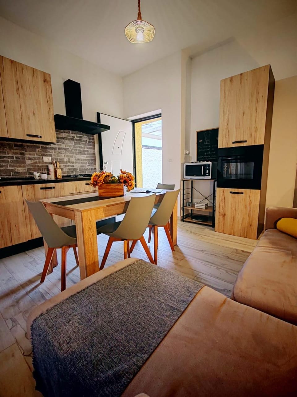 Living room, microwave, oven