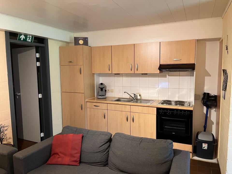 Coffee/tea facilities, Kitchen or kitchenette, minibar