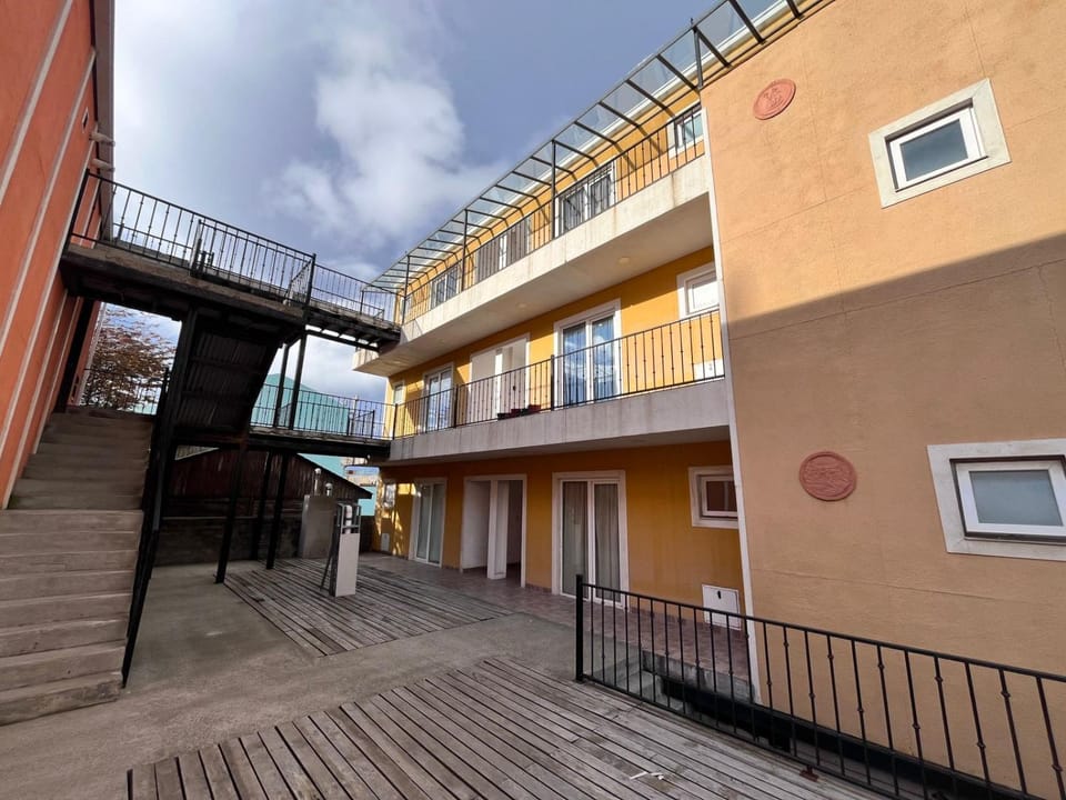 Property building, Day
