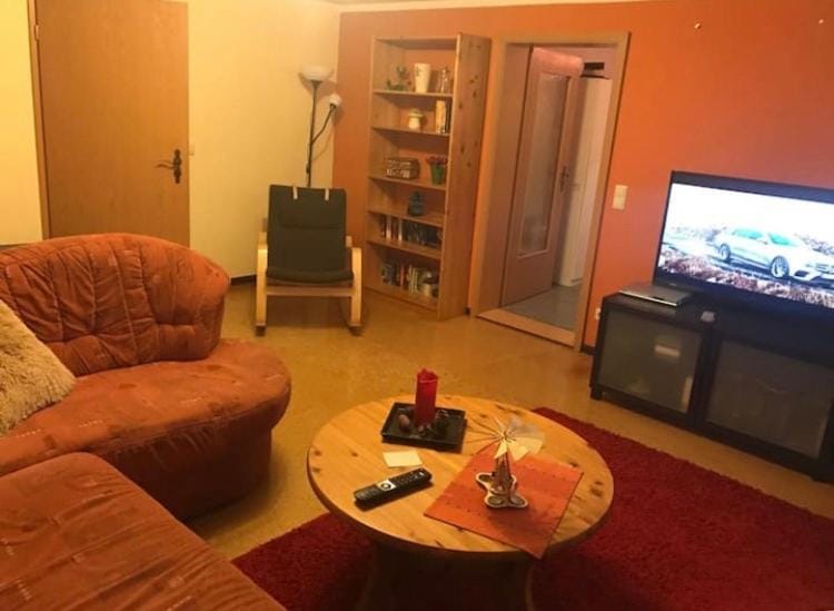 Gemütliche 3 Raum Wohnung im Dachgeschoss Apartment in Erzgebirgskreis
