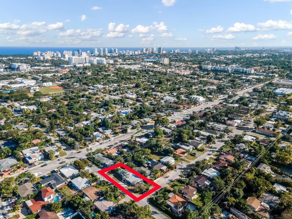Neighbourhood, City view