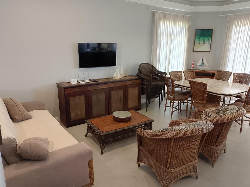 Apartamento Triplex Pé na Areia - Bombinhas Apartment in Porto Belo