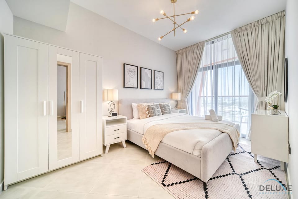 Bed, Bedroom, towels, wardrobe
