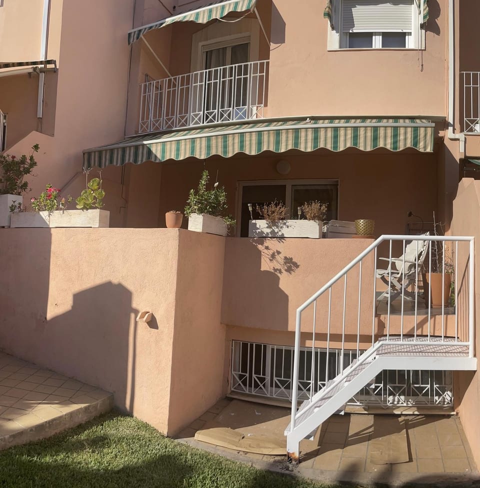 View (from property/room), Balcony/Terrace
