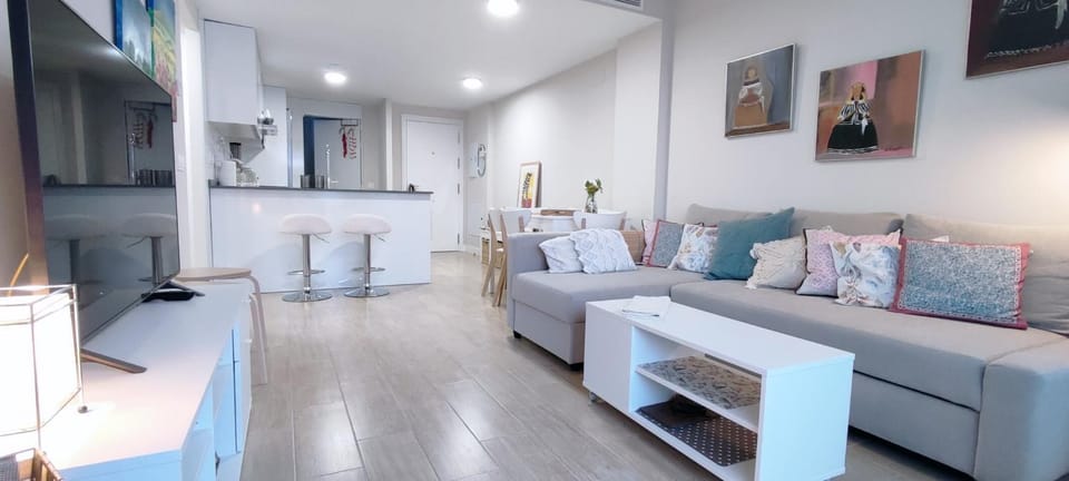 TV and multimedia, Living room, heating, air conditioner