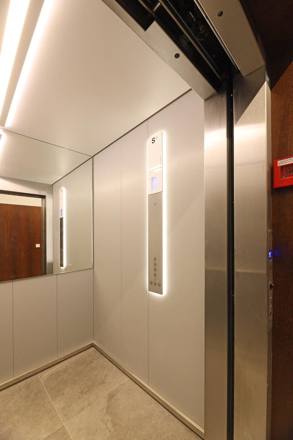 FLH Gaia Homey Winery Flat Apartment in Vila Nova de Gaia