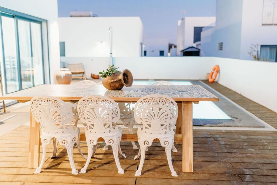 Patio, Balcony/Terrace, Dining area, Swimming pool
