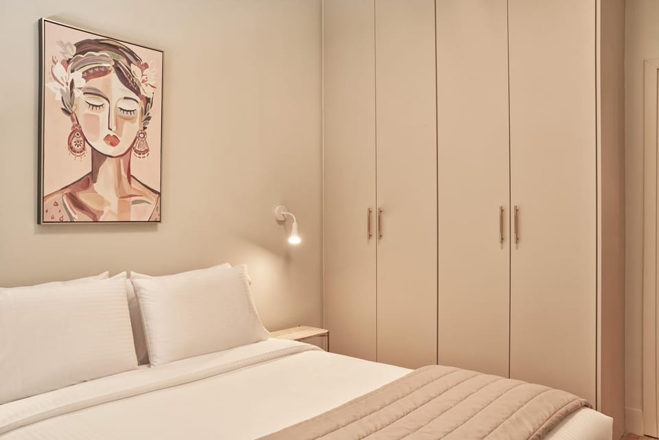 Bedroom, wardrobe