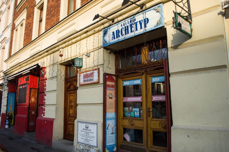 Property building, Facade/entrance