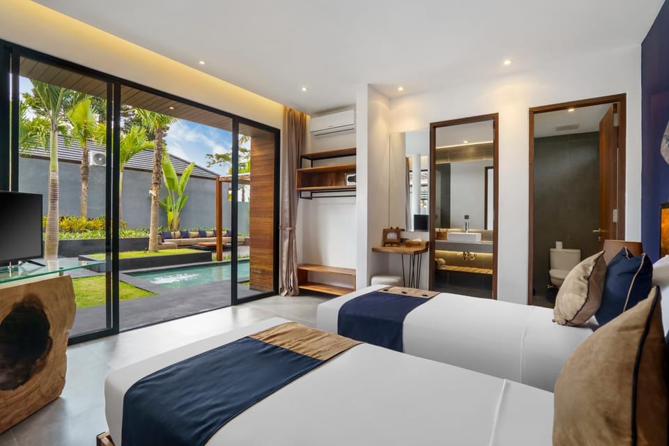 Bed, View (from property/room), Photo of the whole room, Bedroom, internet