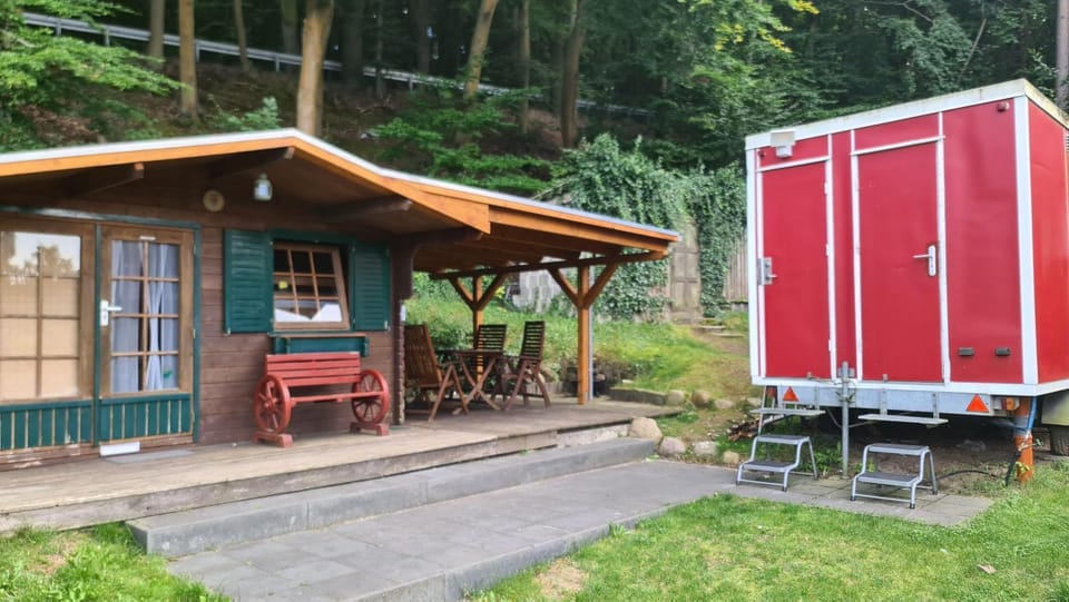 Kaiserbad-Ahlbeck-Rustikales-Holzhaus-Strandbude House in Heringsdorf