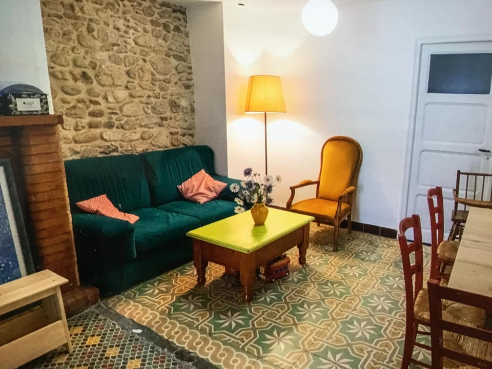 Seating area