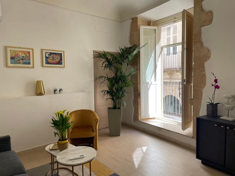 Il Reginale Deluxe Apartment in Syracuse