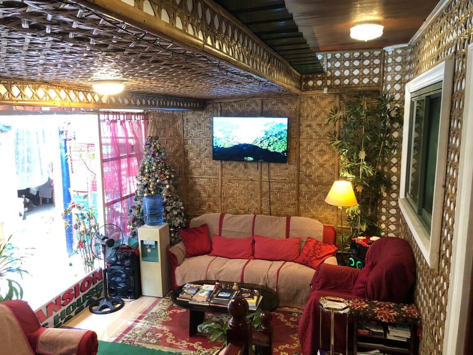 THE MANSION - BACKPACKERS Near AIRPORT Apartment in Pasay
