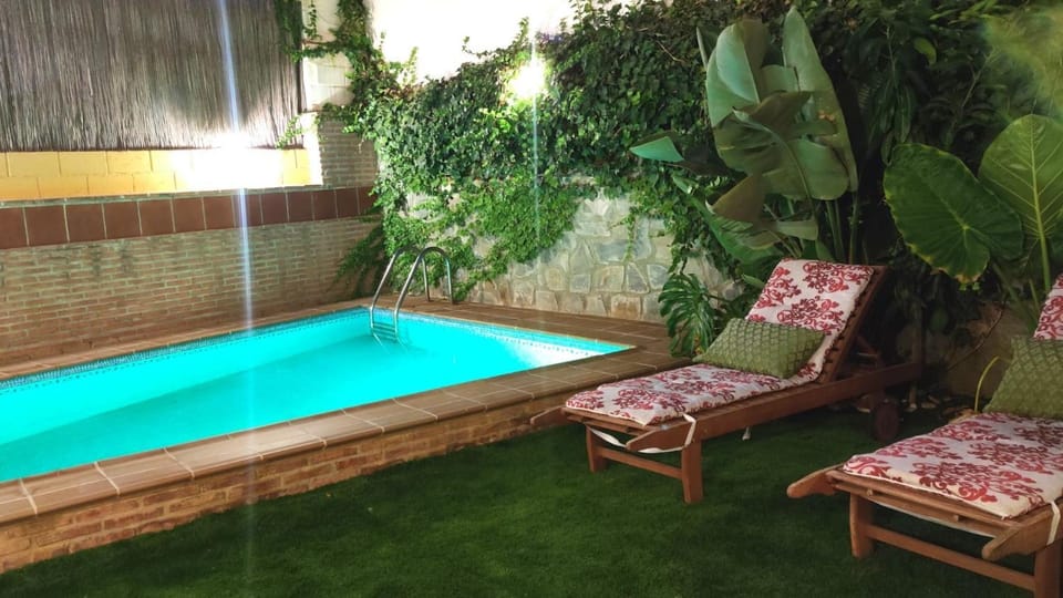 Solarium, Swimming pool, Swimming pool