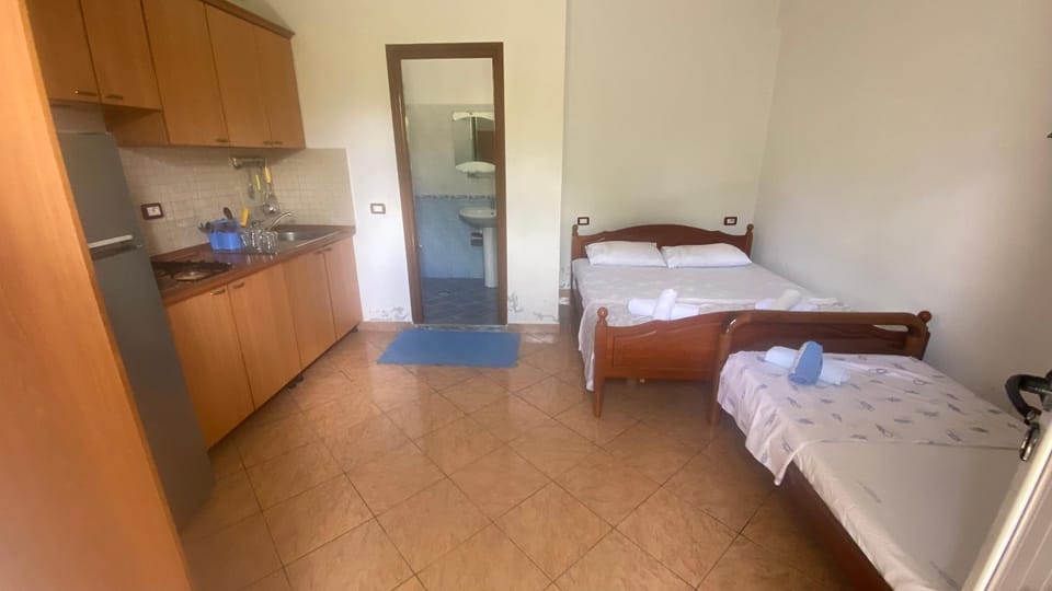 Besart Room Bed and Breakfast in Vlorë County, Albania