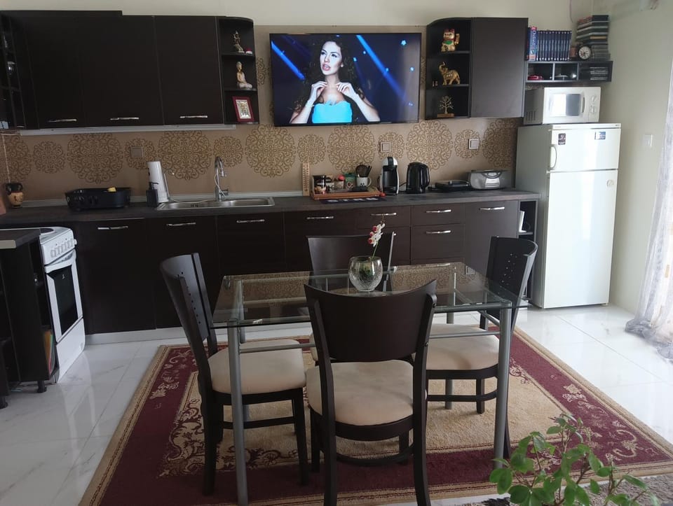 GeoHouse Apartment in Volos