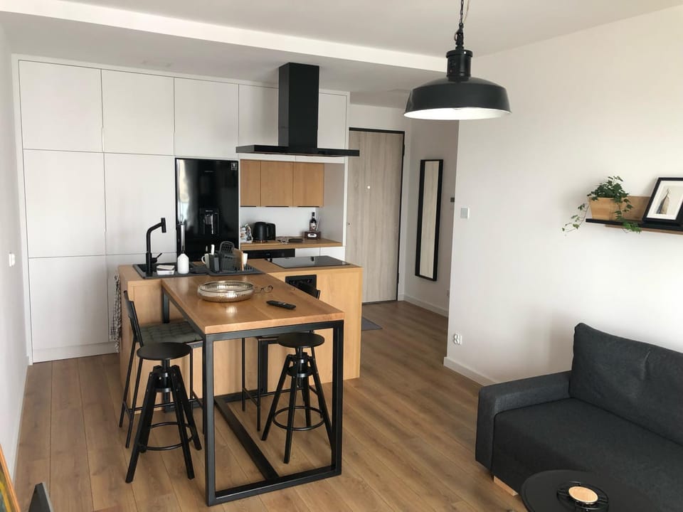 Kitchen or kitchenette, Living room