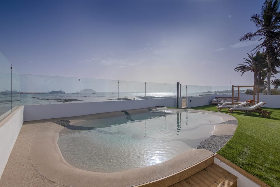 Day, Natural landscape, Beach, Pool view, Sea view, Swimming pool